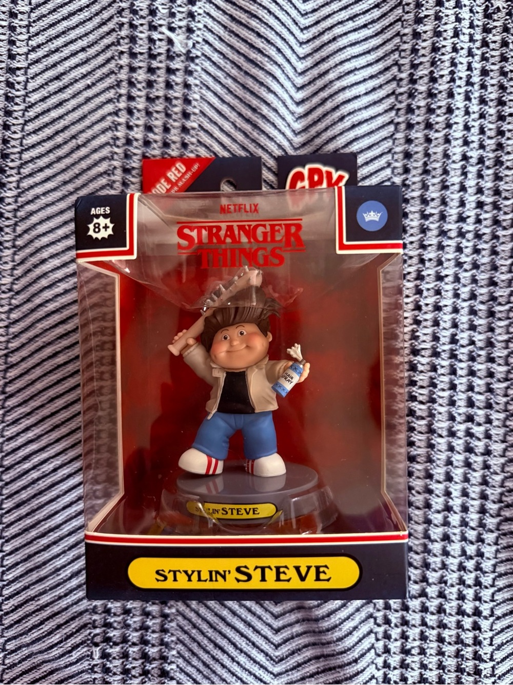 Netflix Stranger Things Stylin' Steve Figure - Red/Blue/White
